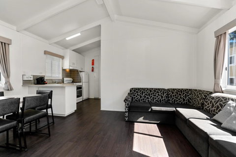 Bright Riverside Holiday Park - Your Accommodation 6