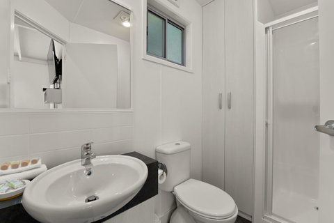 Bright Riverside Holiday Park - Your Accommodation 32