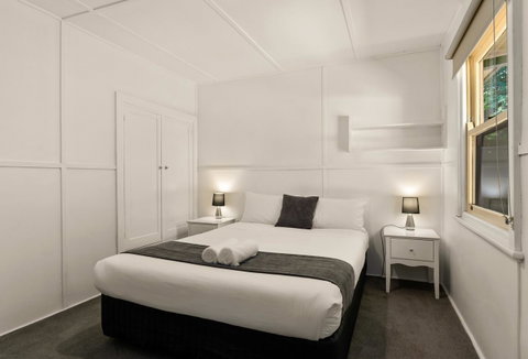 Bright Riverside Holiday Park - Your Accommodation 30
