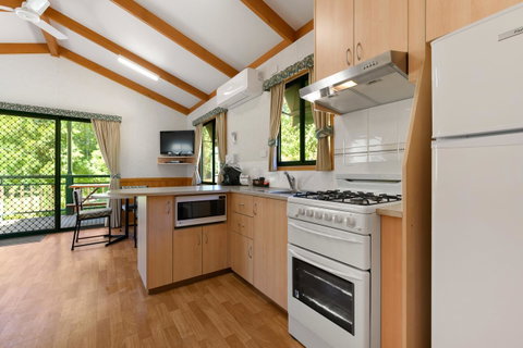 Bright Riverside Holiday Park - Your Accommodation 22