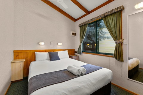 Bright Riverside Holiday Park - Your Accommodation 43