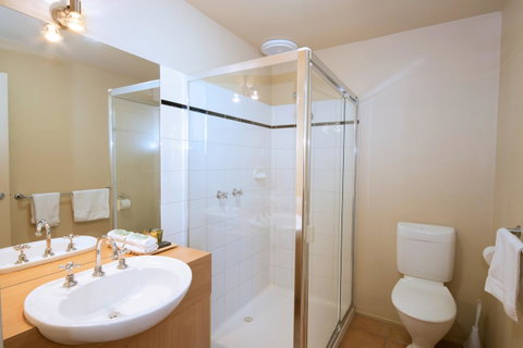 Lorne Surf Apartments - Your Accommodation 31