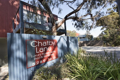 Lorne Surf Apartments - Your Accommodation 7