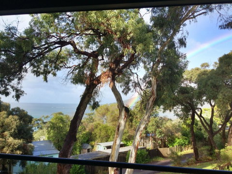 Lorne Surf Apartments - Your Accommodation 4