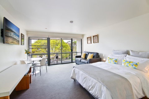 Lorne Bay View Motel - Your Accommodation 26
