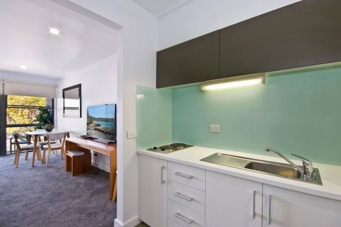 Lorne Bay View Motel - Your Accommodation 29