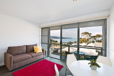 Lorne Bay View Motel - Your Accommodation 2