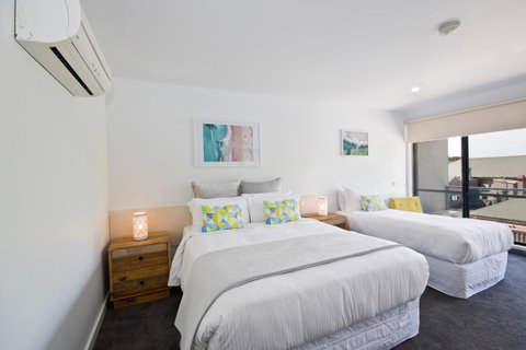 Lorne Bay View Motel - Your Accommodation 32