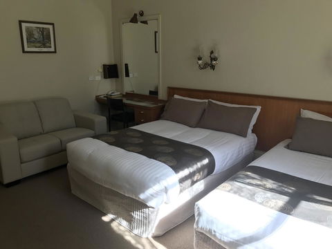 Campbell St Lodge - Your Accommodation 12