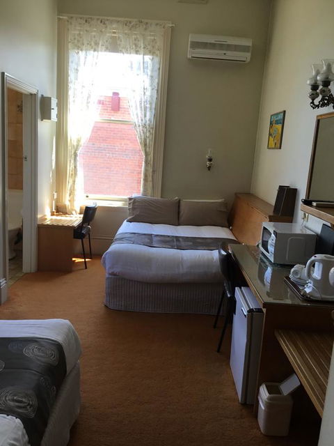 Campbell St Lodge - Your Accommodation 23