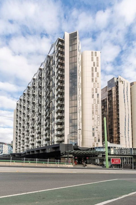 2Bedroom Apartment With Views In Docklands Next To CBD & Marvel Stadium - Your Accommodation 19