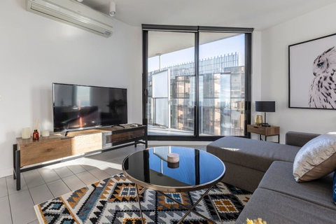 2Bedroom Apartment With Views In Docklands Next To CBD & Marvel Stadium - Your Accommodation 2