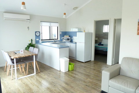 Apollo Bay Waterfront Motor Inn - Your Accommodation 4