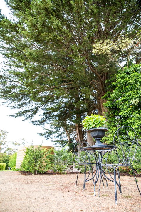 The Cottage - Your Accommodation 6