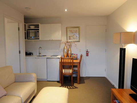The Victoria Apartments - Your Accommodation 17