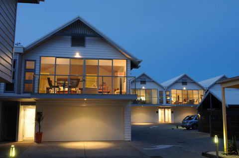 The Victoria Apartments - Your Accommodation 3