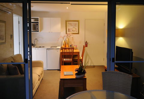 The Victoria Apartments - Your Accommodation 8