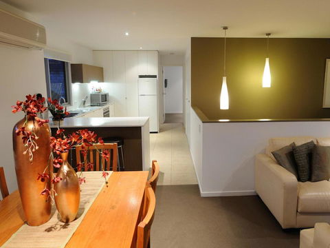The Victoria Apartments - Your Accommodation 40