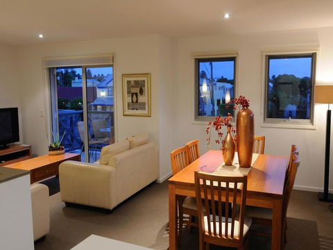 The Victoria Apartments - Your Accommodation 37