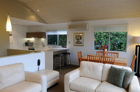 The Victoria Apartments - Your Accommodation 11