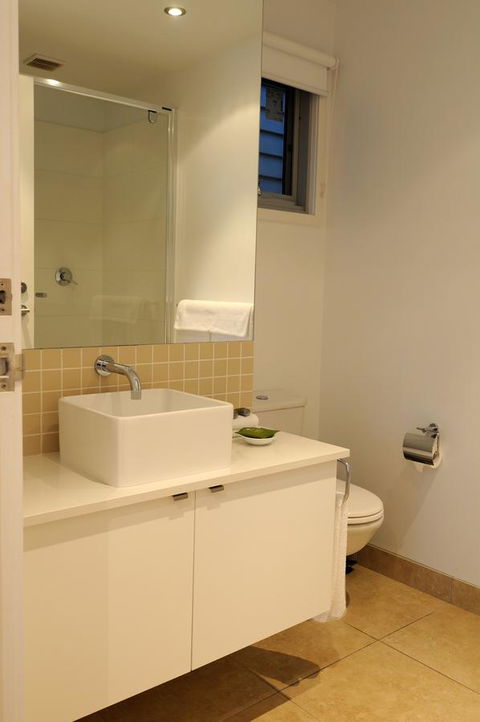 The Victoria Apartments - Your Accommodation 4