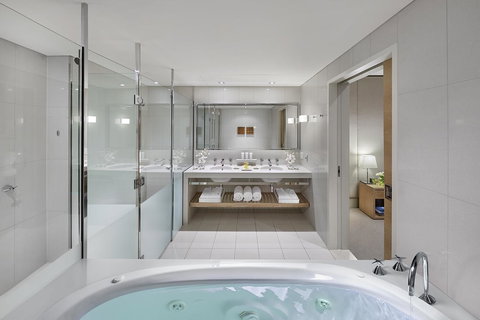 Crown Promenade Melbourne - Your Accommodation 28
