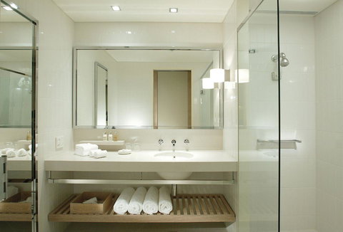 Crown Promenade Melbourne - Your Accommodation 6