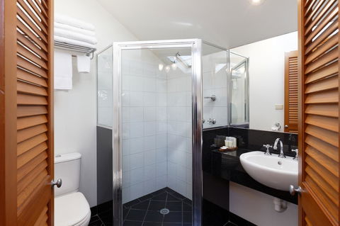 54 On Bank - Your Accommodation 17