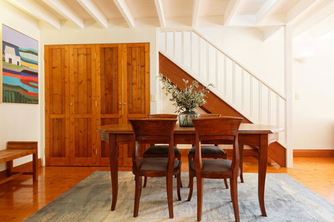 54 On Bank - Your Accommodation 7