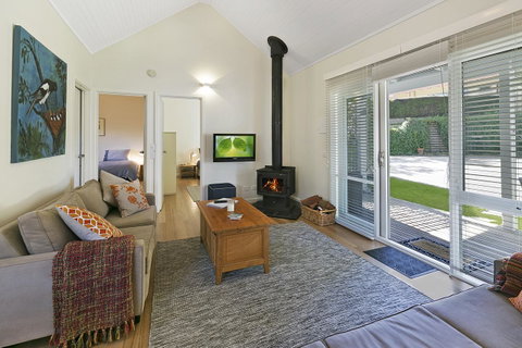Bilinga Cottages - Your Accommodation 9