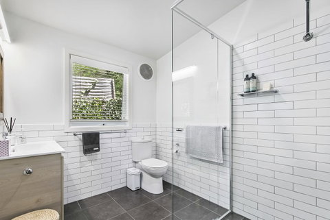 Bilinga Cottages - Your Accommodation 7