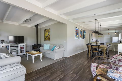 Blairgowrie Bella - Light Filled Home With Great Deck - Your Accommodation 2