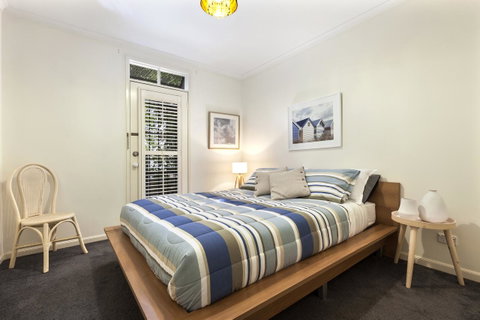 Melbourne Luxury Paradise - Your Accommodation 4