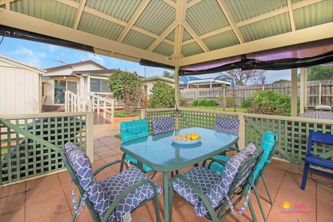 Nautique Beach House - Your Accommodation 19
