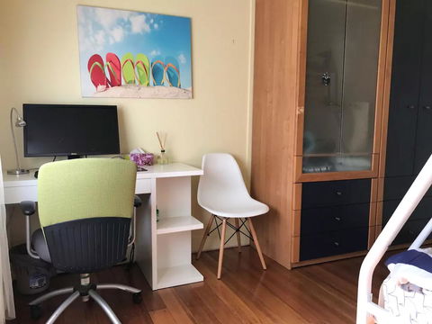 Nautique Beach House - Your Accommodation 8