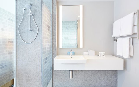 Holiday Inn Express Melbourne Southbank, An IHG Hotel - Your Accommodation 12