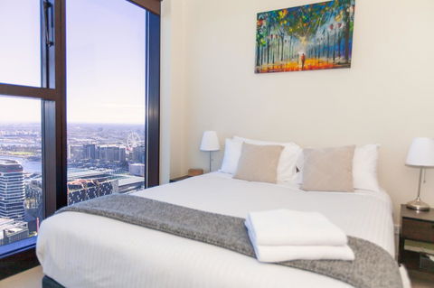 Melbourne SkyHigh Apartments - Your Accommodation 6