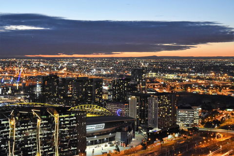 Melbourne SkyHigh Apartments - Your Accommodation 18