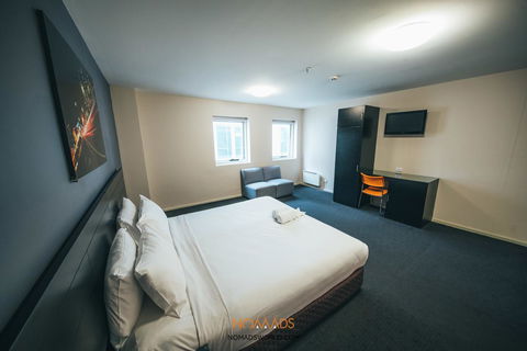 Nomads Melbourne Backpackers - Your Accommodation 22