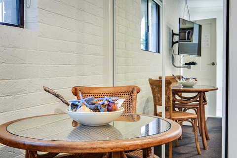 Allambi Holiday Apartments - Your Accommodation 31