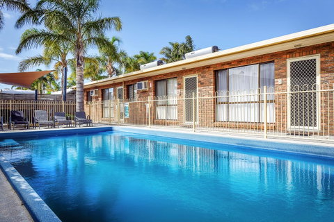 Allambi Holiday Apartments - Your Accommodation 14