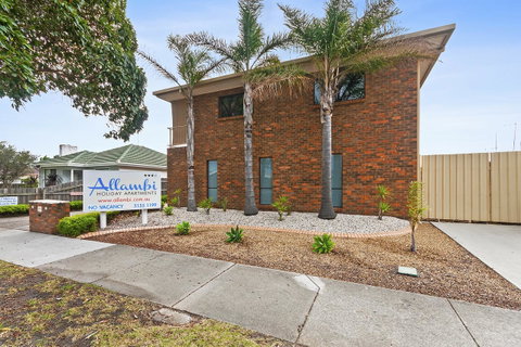 Allambi Holiday Apartments - Your Accommodation 5