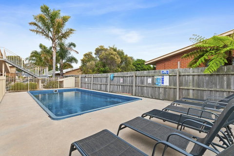 Allambi Holiday Apartments - Your Accommodation 16