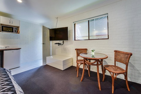 Allambi Holiday Apartments - Your Accommodation 27