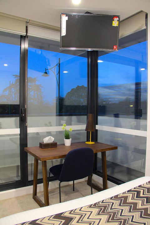 Whitehorse Apartments Hotel - Your Accommodation 17