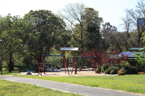 Whitehorse Apartments Hotel - Your Accommodation 10