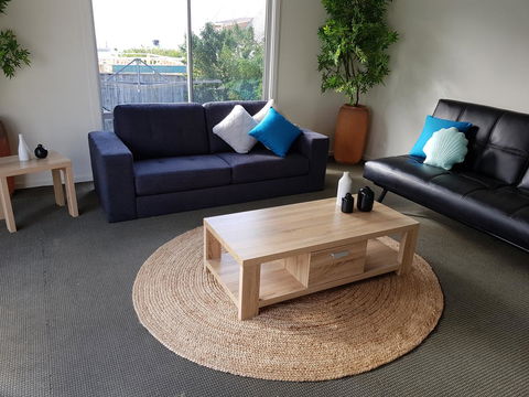 Dromana Holiday Beach House - Your Accommodation 5