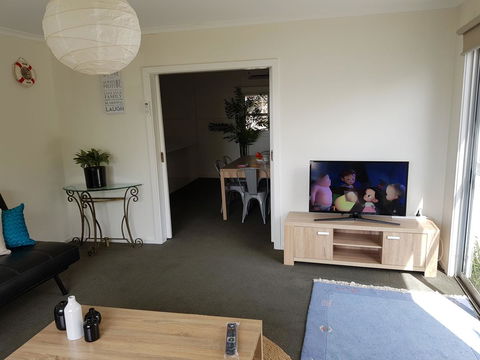 Dromana Holiday Beach House - Your Accommodation 11