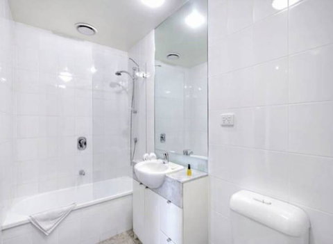 3BR Apartment At Victoria Tower Southbank - Your Accommodation 13
