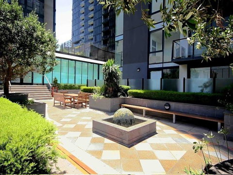 3BR Apartment At Victoria Tower Southbank - Your Accommodation 19
